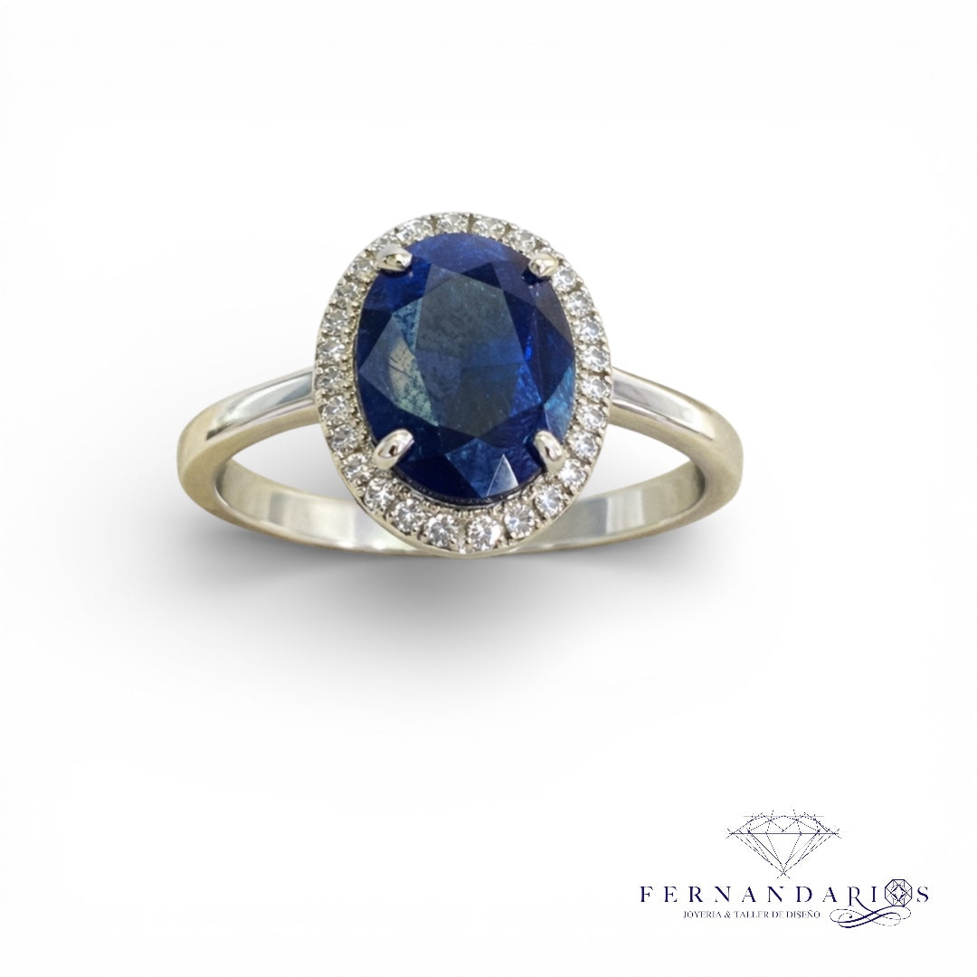 Anillo Zafiro Con Halo de Diamntes