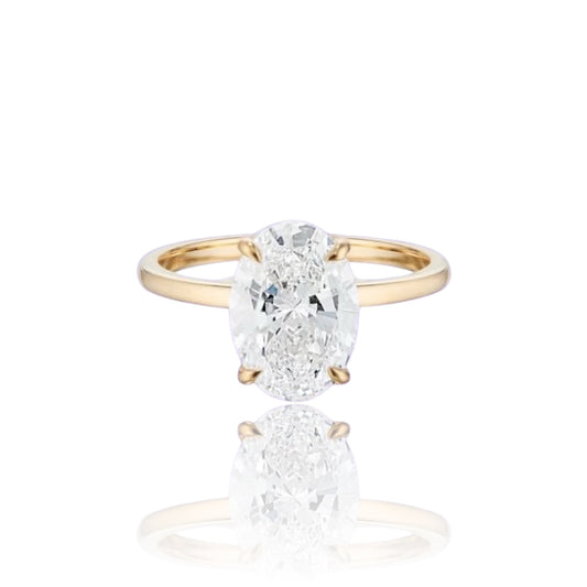 Anillo Solitario oval 14k / 2cts