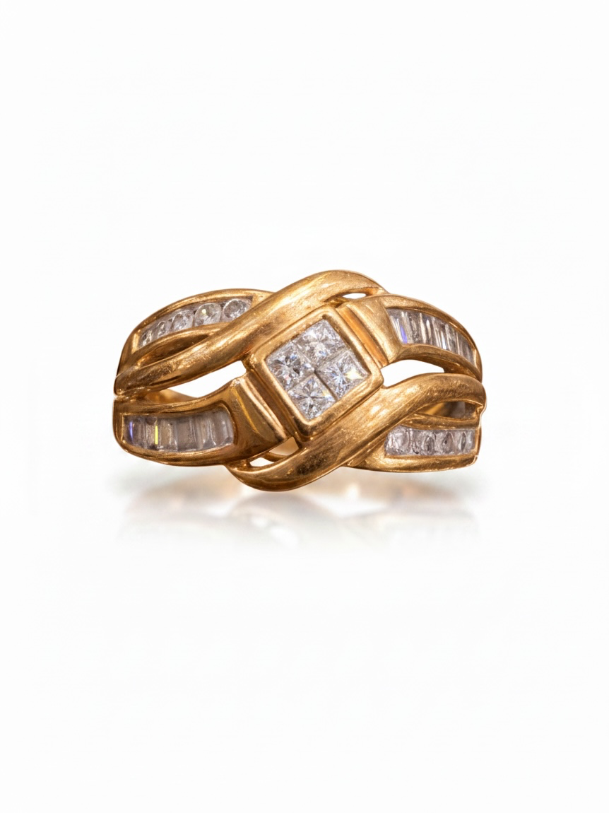 Anillo de oro y Dimantes